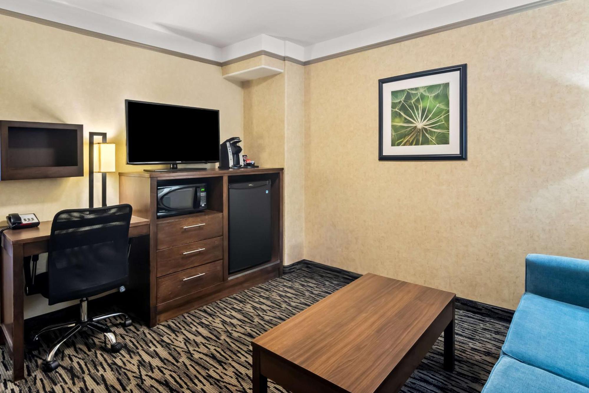Best Western Plus Pitt Meadows Inn & Suites Exterior foto